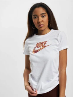 Nike Damen T-Shirt Sportswear LX In Weiß